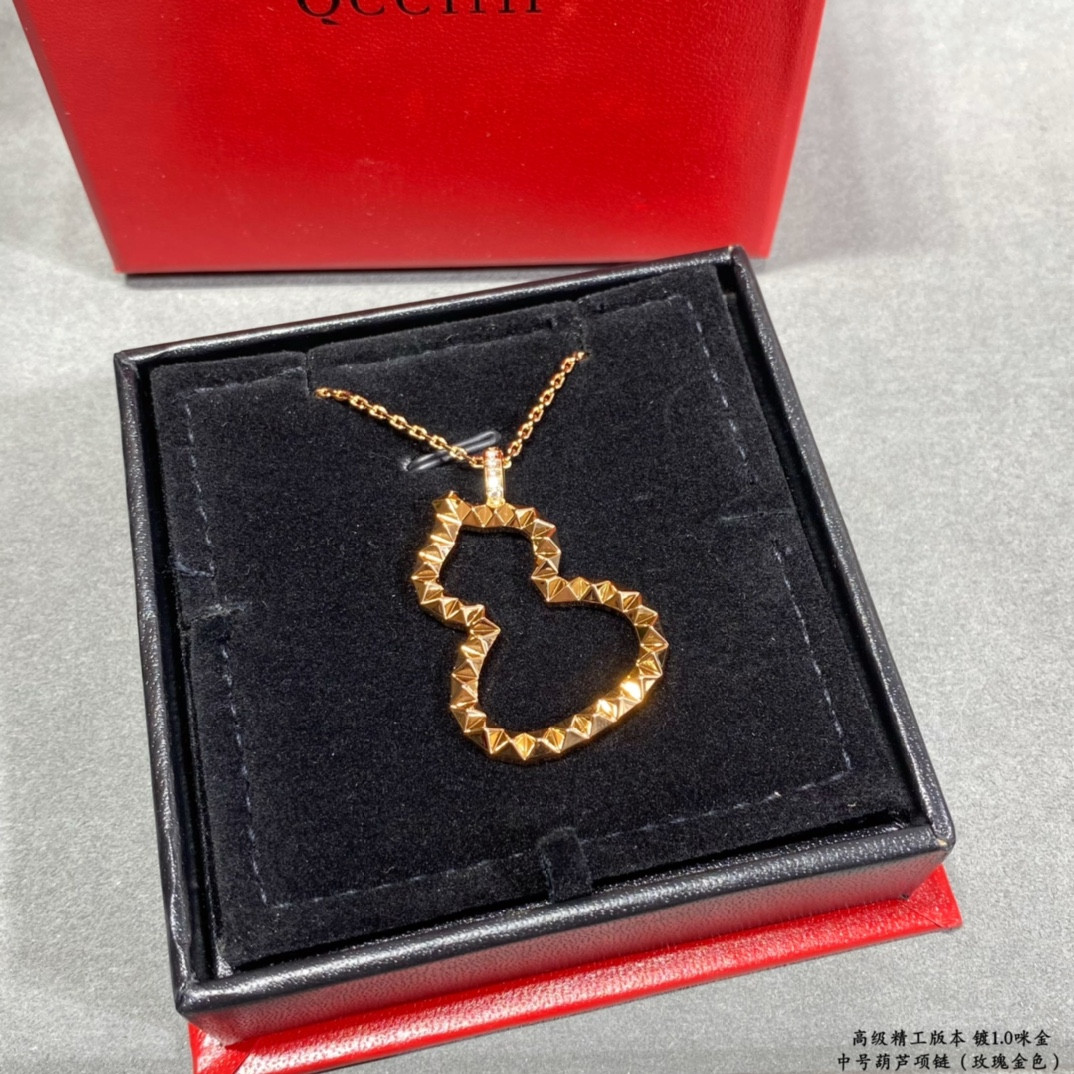 Qeelin Medium Gourd Necklace